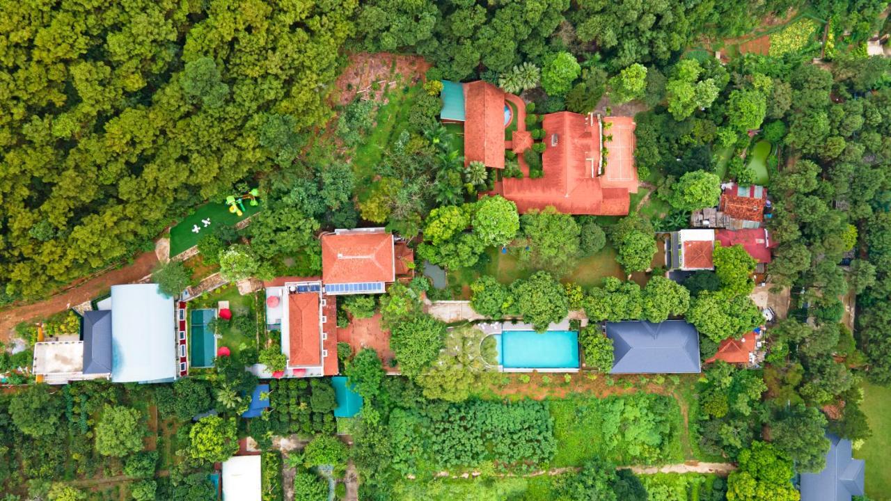 Aparthotel Cerf Volant Soc Son Hanoi Esterno foto