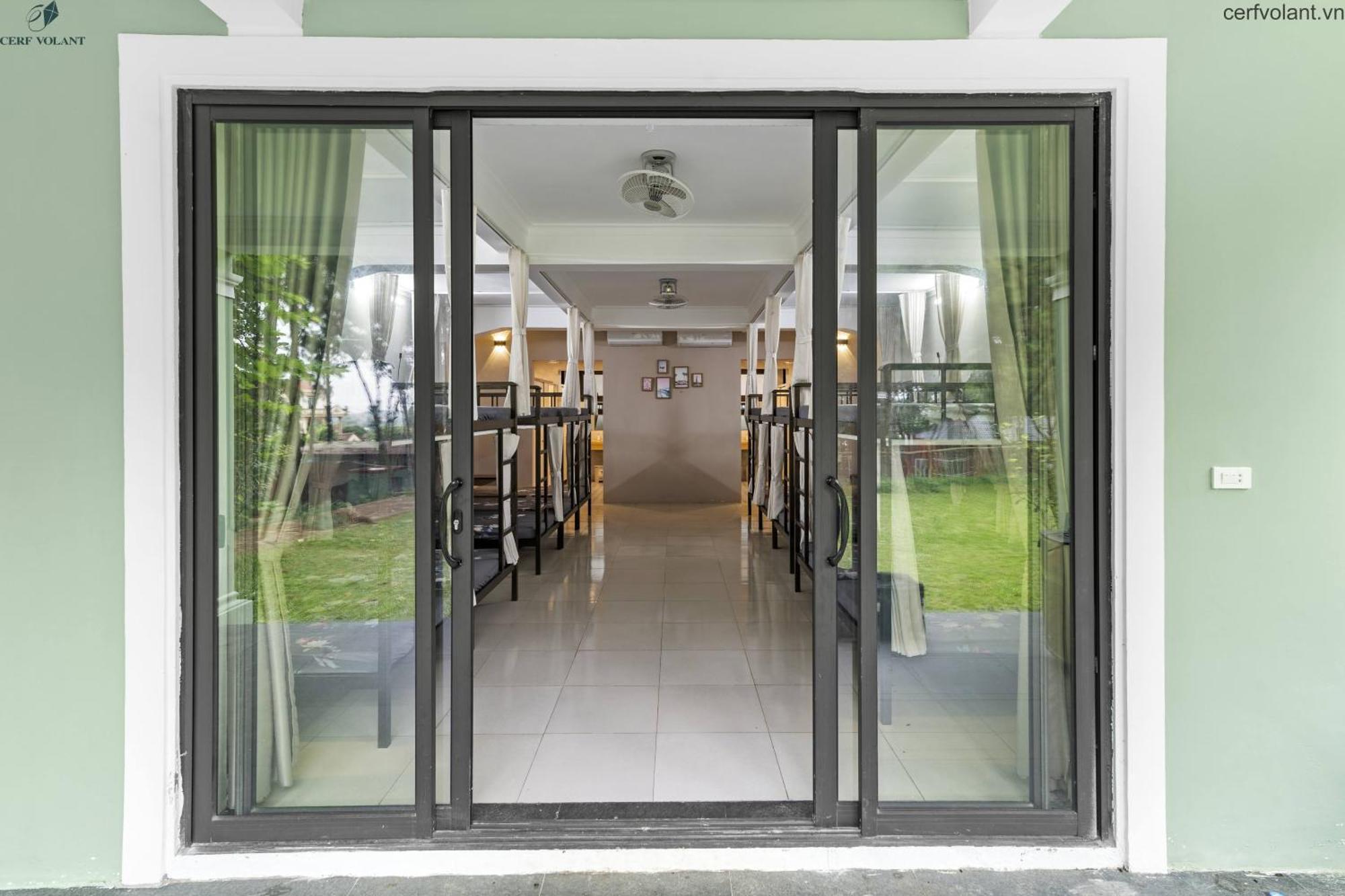 Aparthotel Cerf Volant Soc Son Hanoi Esterno foto